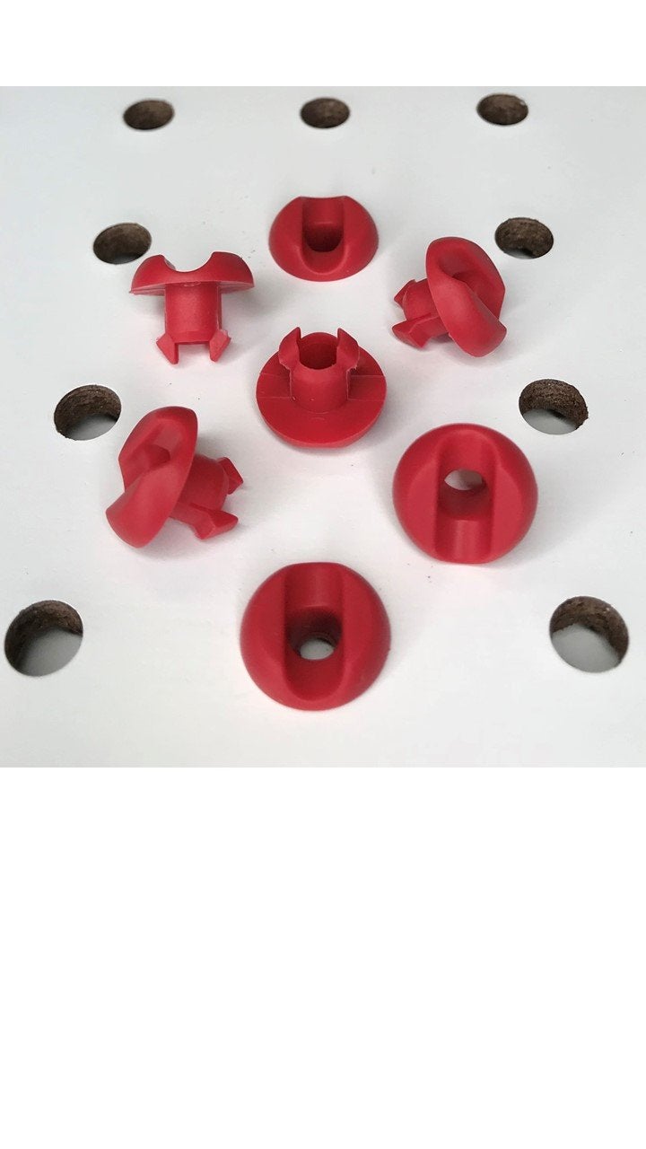 Pegitz Pegboard Peg Locks 50PCS (1/4 inch, Red) - Image 3